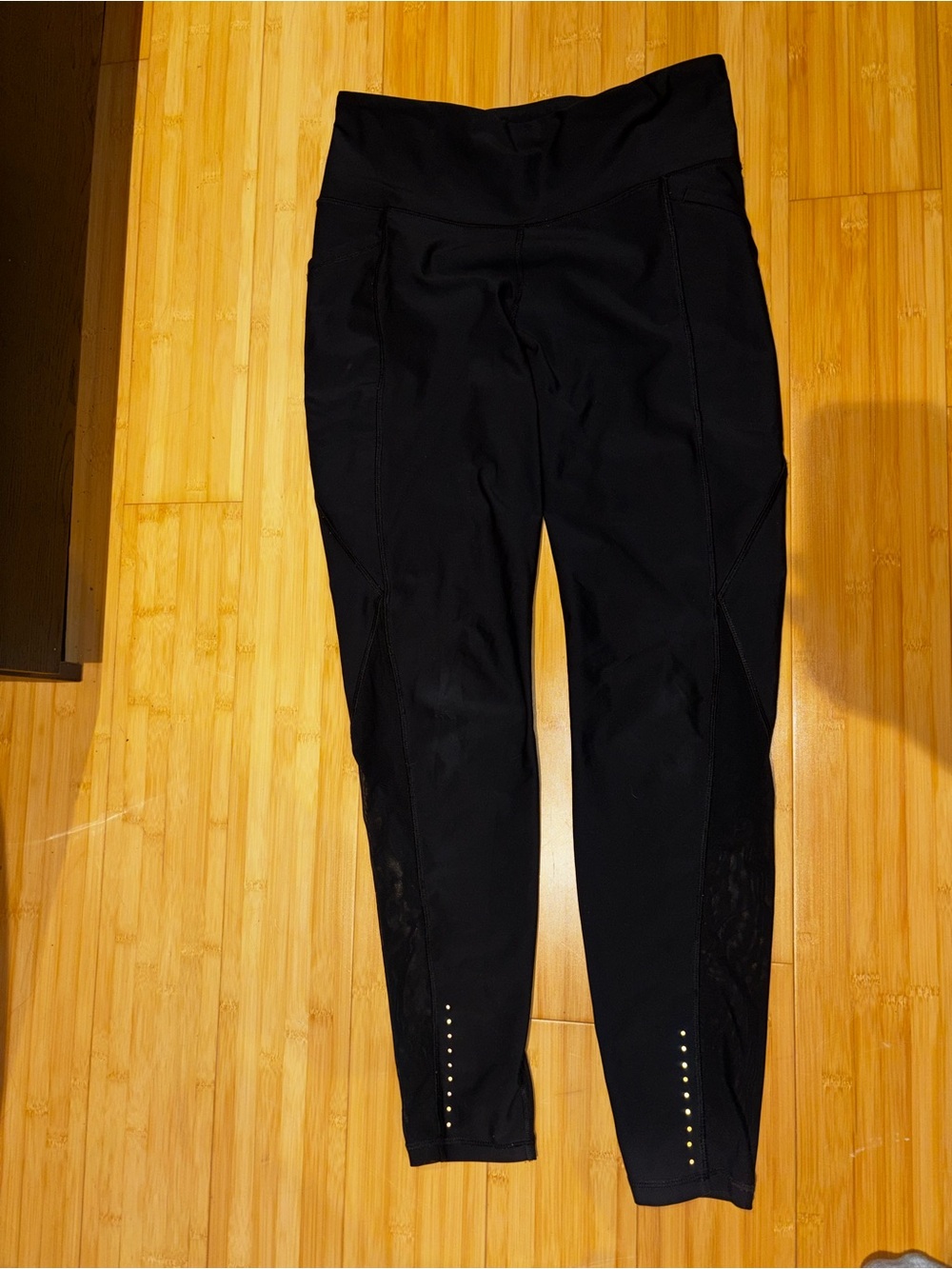Old Navy Black Women's High-Waist Active Leggings With Sheer Cutouts